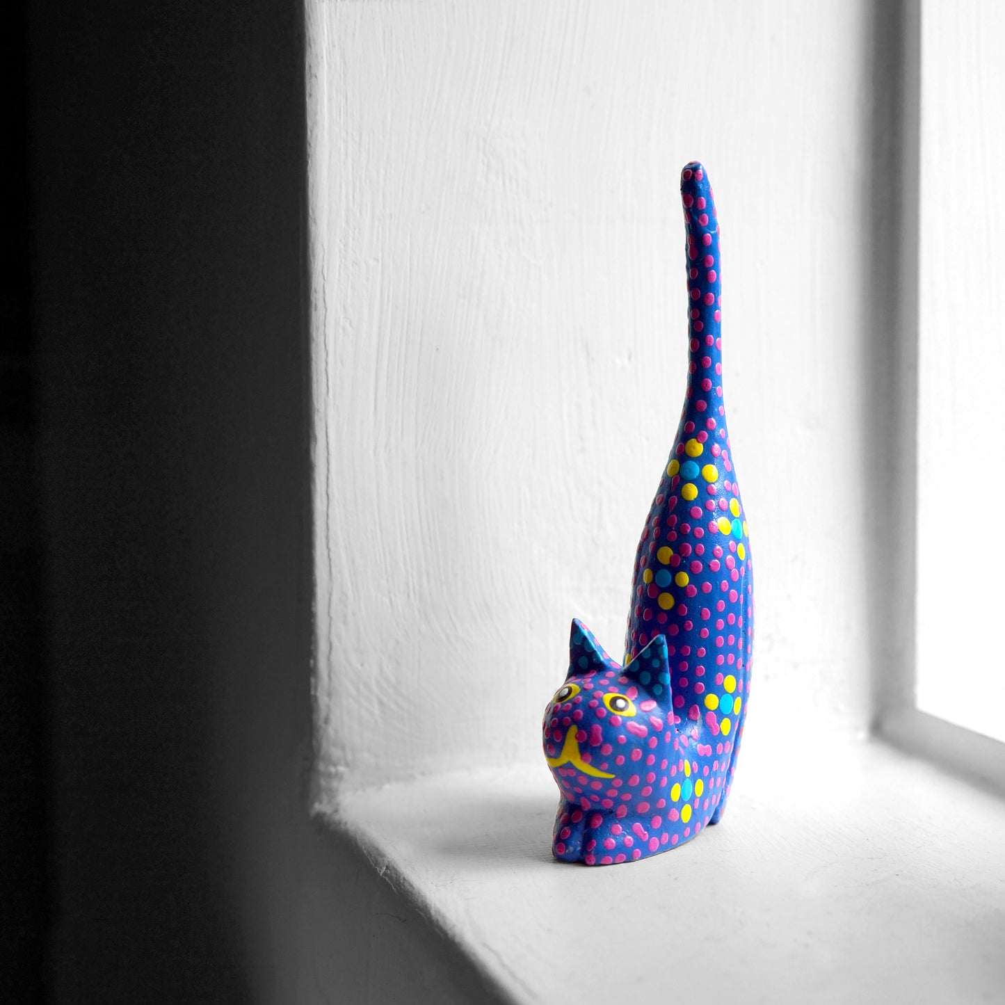 Hand Painted Cat Ornament - Approx 11.2 x 5cm - Bella & The Moon (Handmade Gifts and Stationery)
